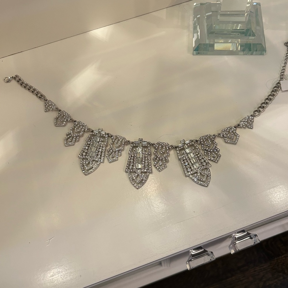 Elegant Silver Necklace
